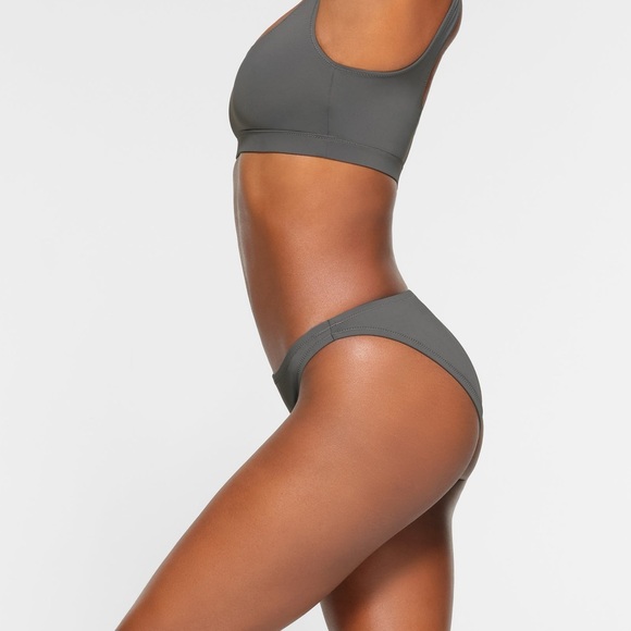 NWT - SKIMS Mid Coverage Bikini Bottom - Gunmetal (Size 4X) - Picture 3 of 5